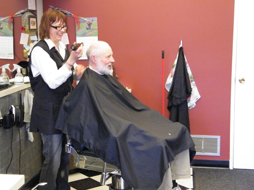 100 Mile Barber Shop - 100 Mile House - BC - 250-395-4914