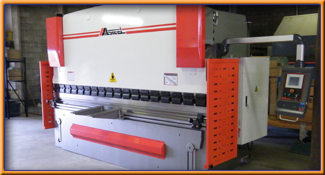 New Wave Docks - 100 Mile House, BC - Phone Mike McNeil 250-395-3668 - 190 Ton - 12ft. Press Brake